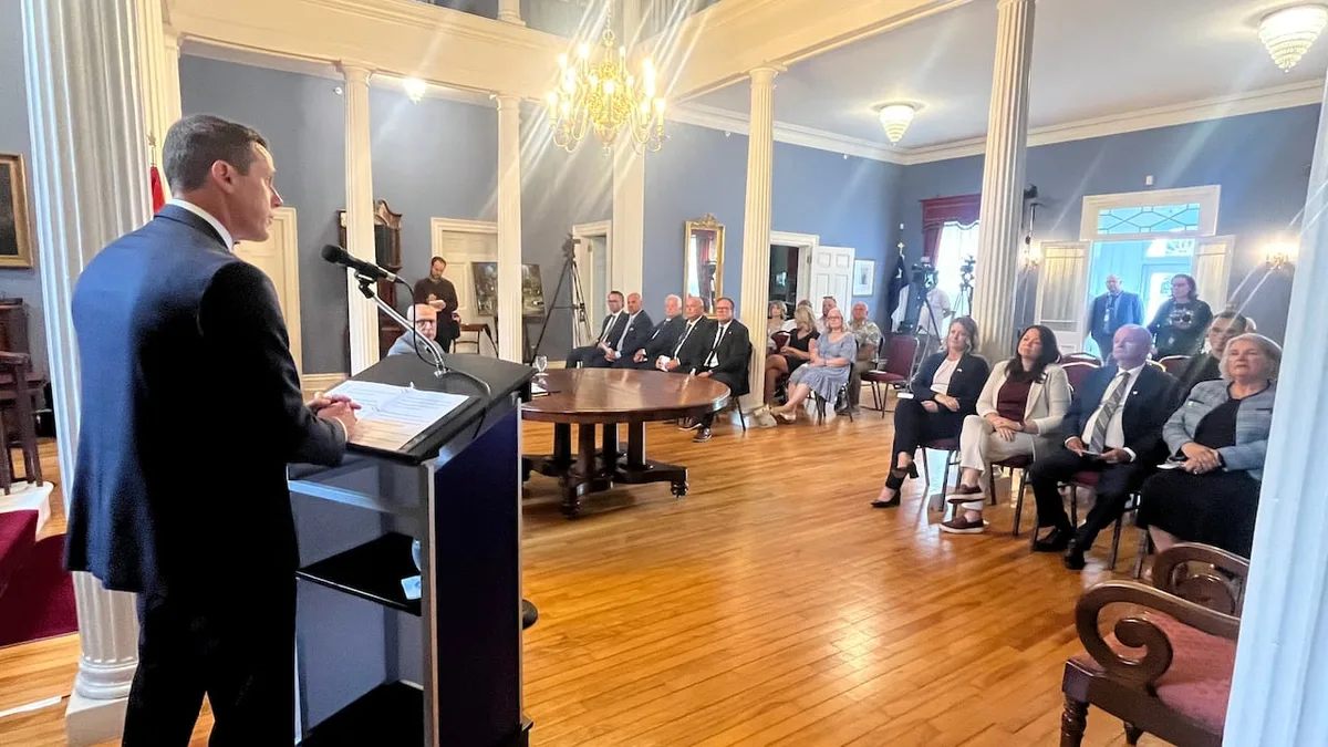 Minor cabinet shuffle Wednesday for P.E.I. Premier Rob Lantz
