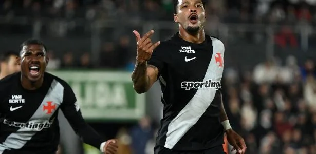 Vasco brilha no Paraguai