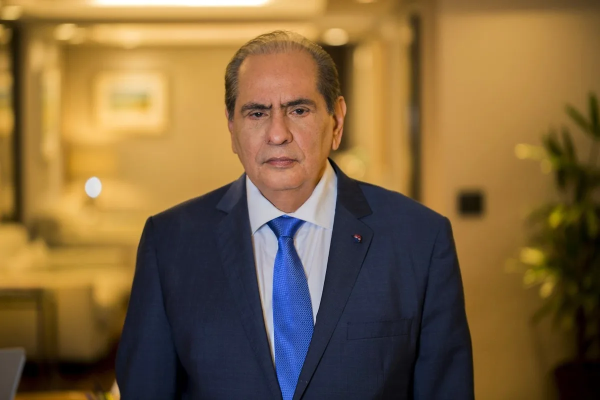 José Roberto Tadros é reeleito para a presidência da CNC