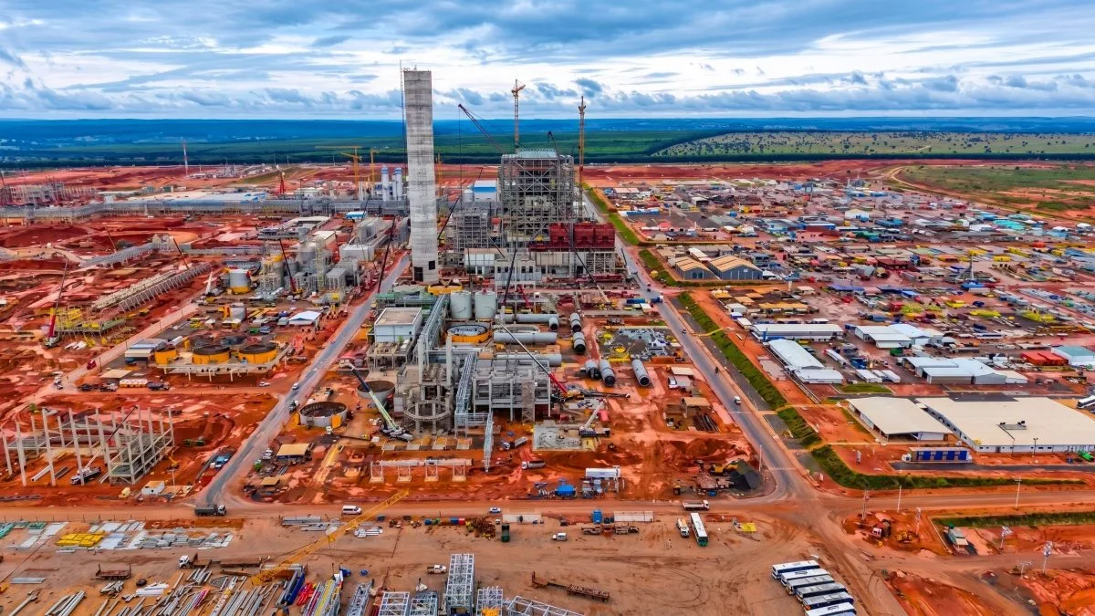 Maior fábrica de celulose do mundo que gera até 20 mil empregos está com 70% da obra pronta no Brasil e já tem data para ser entregue