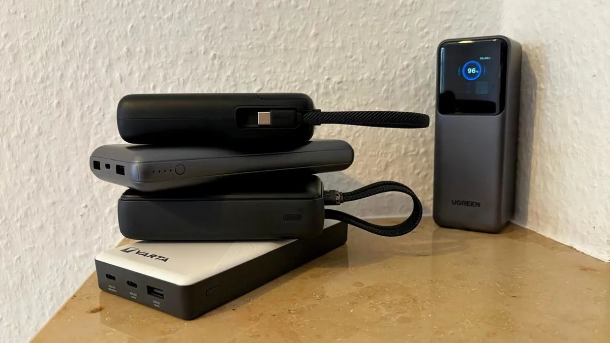 Power für unterwegs: Damit das Handy nie aufgibt: Fünf leistungsstarke Powerbanks im Vergleichstest