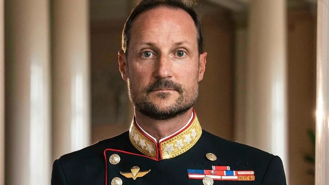 El rey Haakon VIII debuta como jefe de Estado en su primera audiencia oficial tras el funeral de Harald V