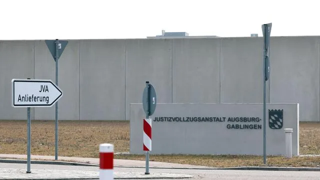Strafvollzug: Gericht lässt Anklagen gegen 13 Justizbeamte zu
