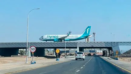 L'aéroport de Riyad a été touché par une attaque faisant plusieurs blessés, annonce l'aviation civile saoudienne en pleine guerre avec le houthis