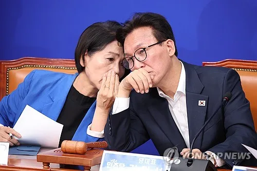 與 '2차 사법개혁' 카드로 曺 사퇴 압박…법원행정처 폐지 거론