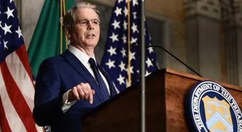 Washington quer isolar Teerão economicamente e ameaça países que não colaborem