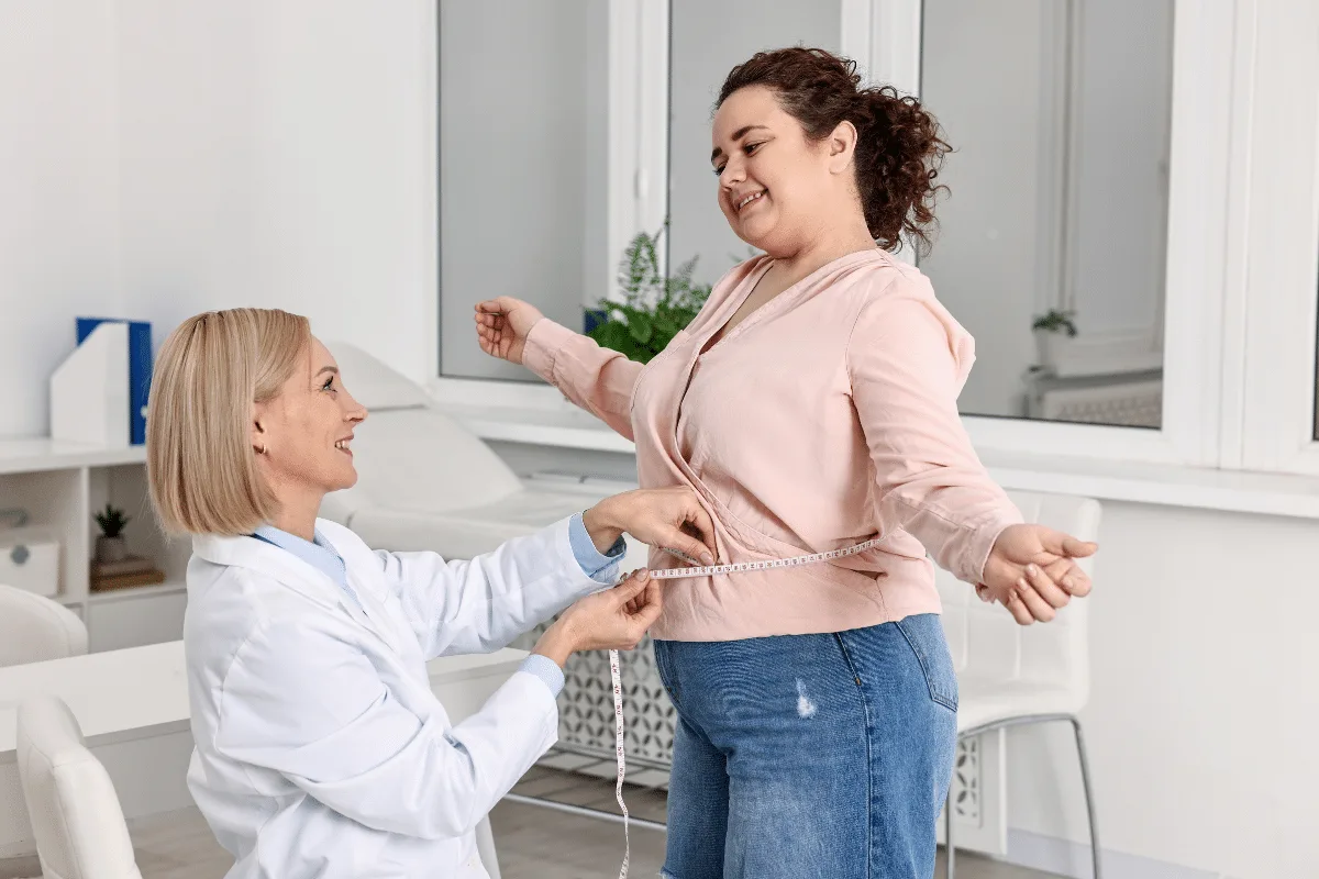 Do sedentarismo à inflamação: 4 formas como a obesidade cria um ciclo que prejudica a saúde