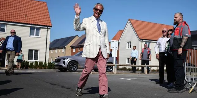Nigel Farage réélu député à Clacton-on-Sea, dans le sud-est de l’Angleterre, face au « comte à tête de poubelle »