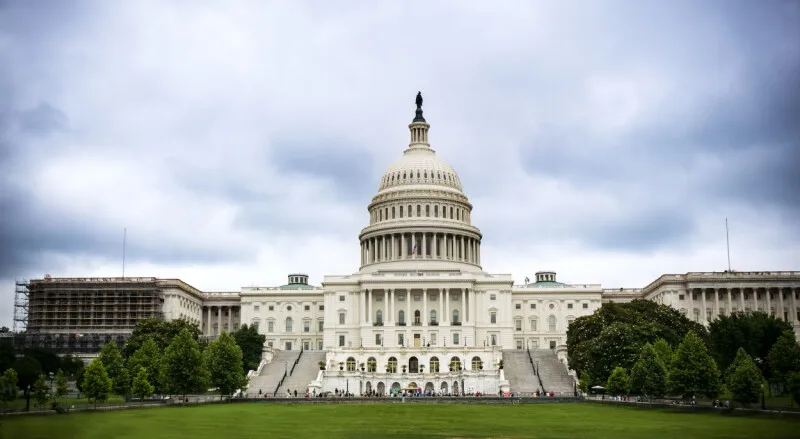 Government contractor exposed path to immigration records