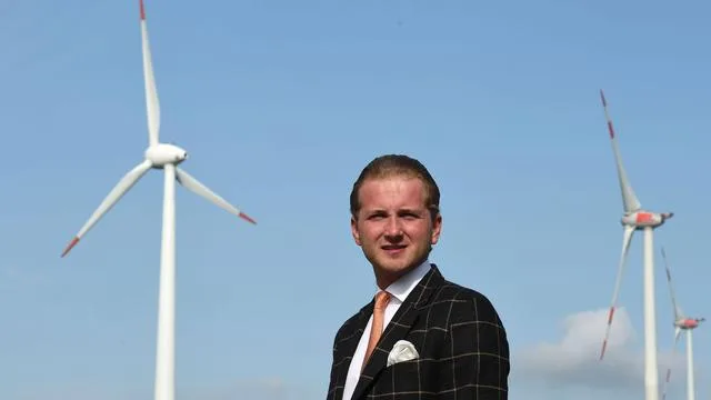 Fahndung: Windkraft-Betrüger Holt nach Freigang auf der Flucht
