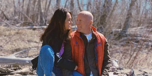 Emma Heming Willis sur la maladie de son mari, Bruce Willis : « Malgré l’incapacité à communiquer, l’amour est là, je sais que je vivrai la suite de l’histoire avec lui »