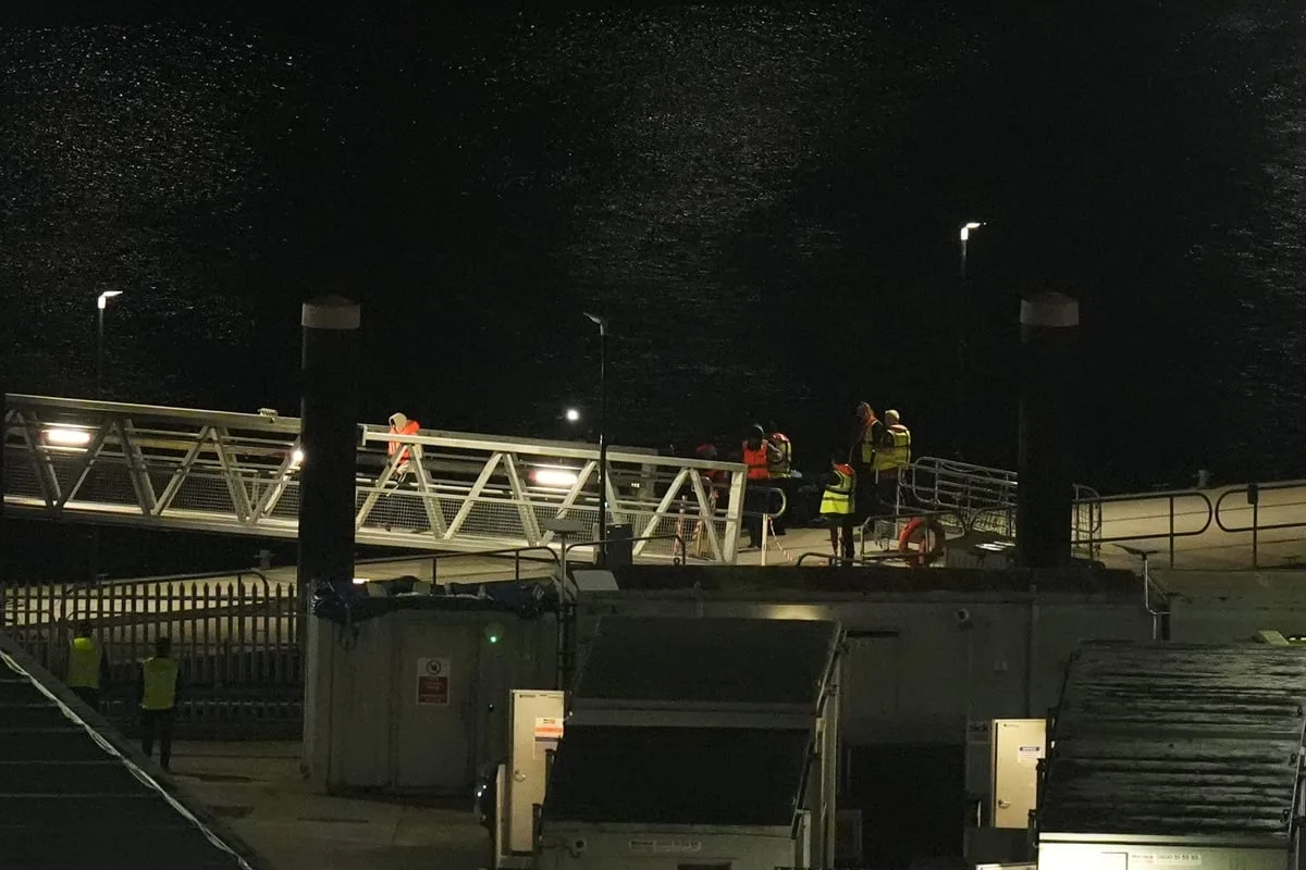 Around 50 migrants arrive in Dover after refusing French coastguard help