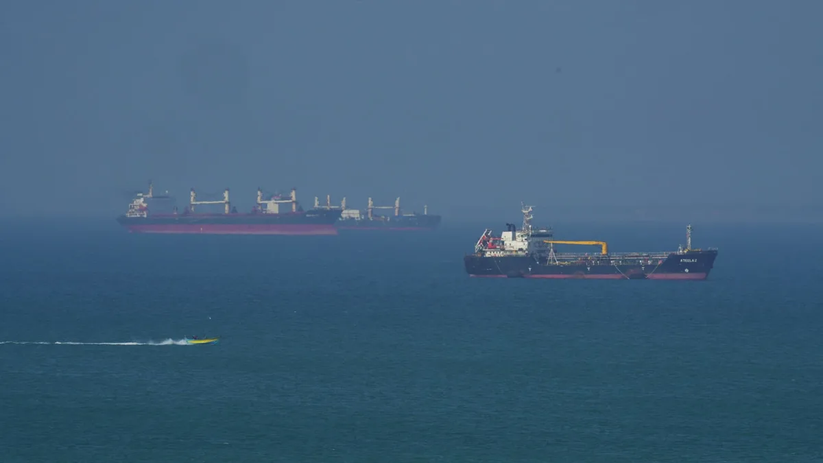 "Des actes de piraterie": les Émirats arabes unis accusent l'Iran d'avoir attaqué deux navires dans le détroit d'Ormuz