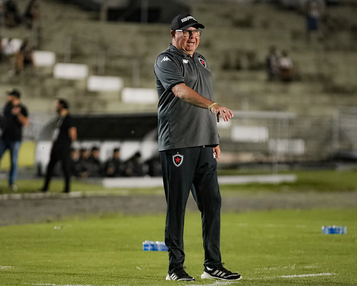 Marcelo Fernandes lamenta lesões em empate do Botafogo-PB, mas valoriza ponto fora de casa