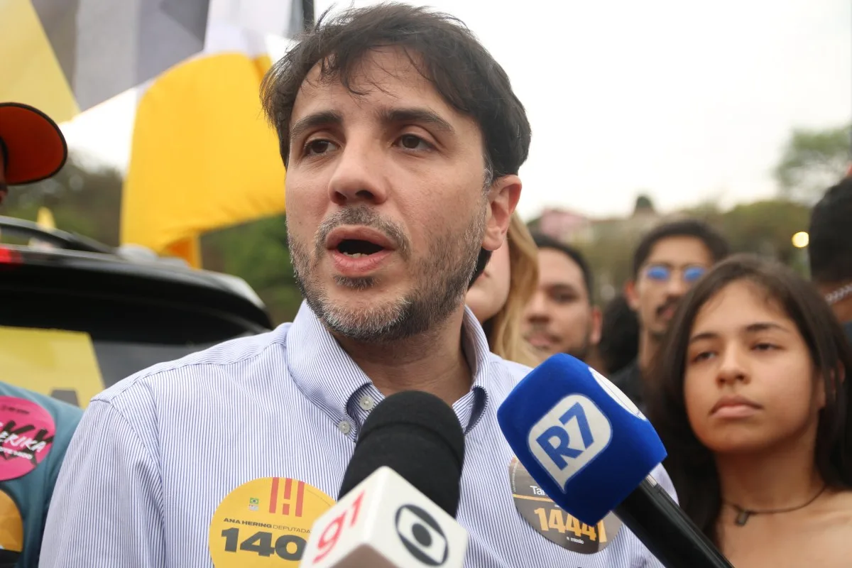 Renan Santos diz que decisão de Toffoli é uma ‘cassação’ à sua candidatura