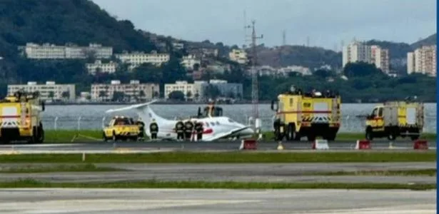 Avião derrapa na pista e voos no Santos Dumont, no Rio, são cancelados