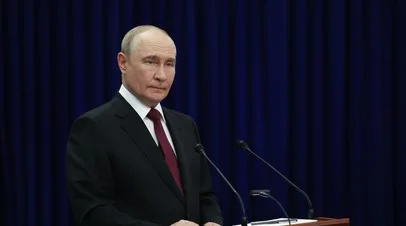Путин: России осталось отремонтировать только 10% повреждённых НПЗ
