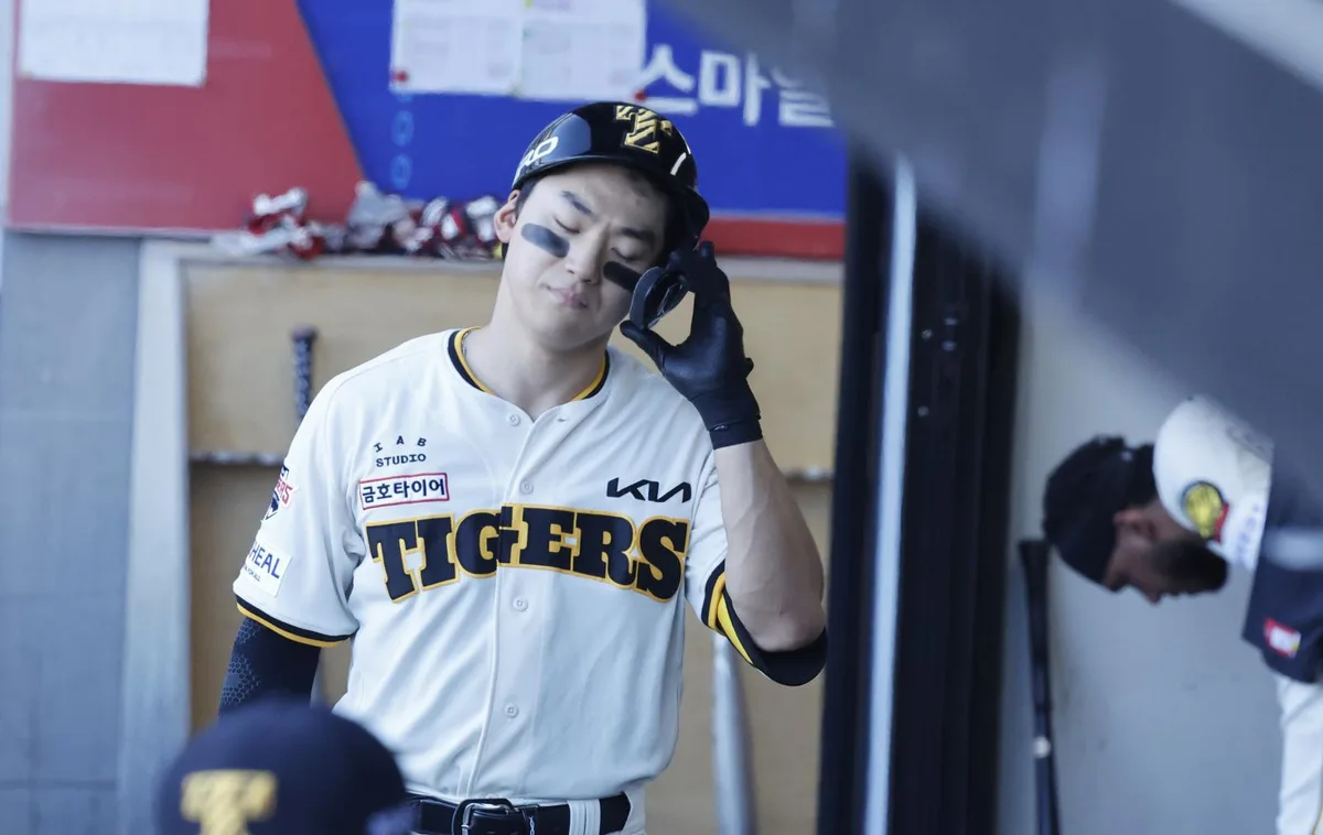 KIA 김도영, AG 개막 앞두고 코뼈 수술… KBO “퇴원 후 몸 상태 확인”