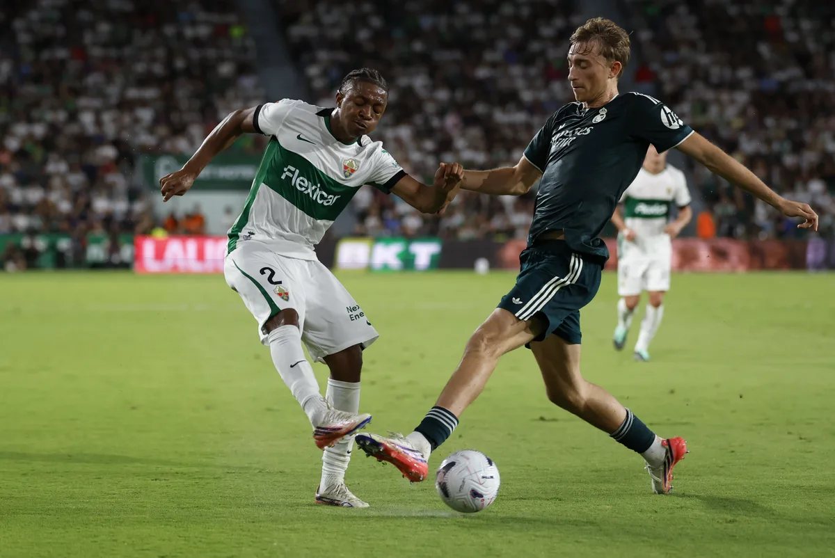Huijsen vuelve al lugar del crimen