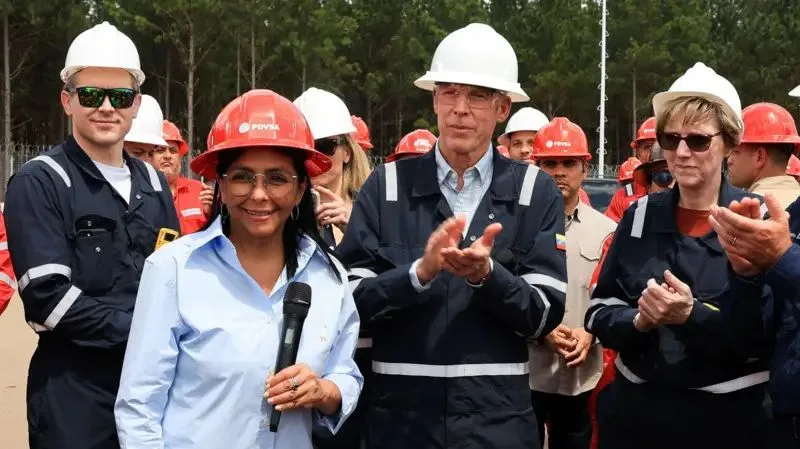 Partidos opositores piden transparencia sobre acuerdo petrolero con EEUU