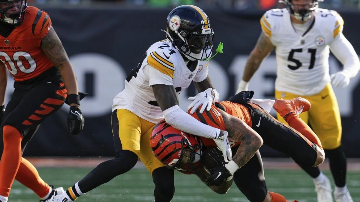 Deadline looming for Steelers, unsigned Joey Porter Jr.