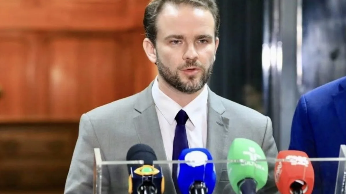 Envio da MP do “imposto do pecado” será após eleições, diz Durigan