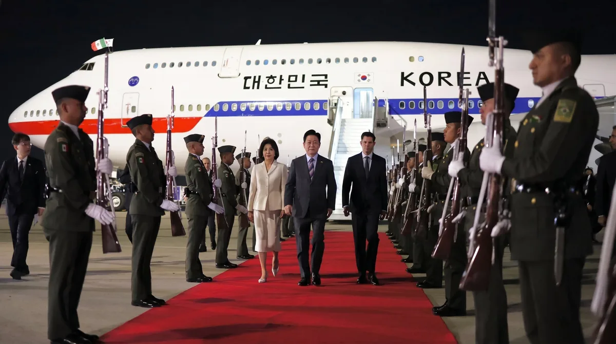 Presidente de Corea del Sur llega a México: se reunirá con Sheinbaum para abordar comercio, inversión e IA