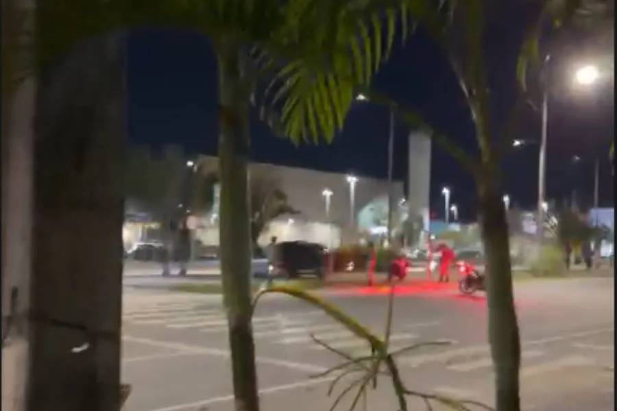 Vídeo: Dois homens morrem após confronto com PM em Feira de Santana