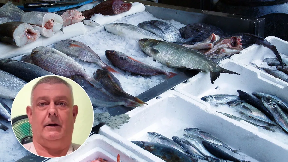 José Antonio Oñate, pescadero: "El mejor día para comprar pescado no es el martes, sino el miércoles porque está más fresco"