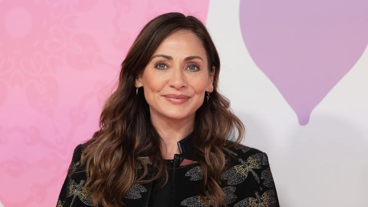 Natalie Imbruglia precisou morar em porão após gastar tudo no início da carreira