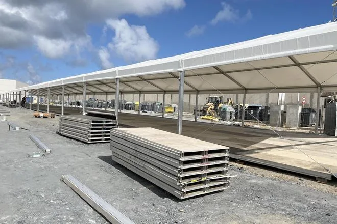 La Audiencia Nacional frena la instalación de carpas para migrantes en el Puerto de Ceuta y pide información urgente a Puente