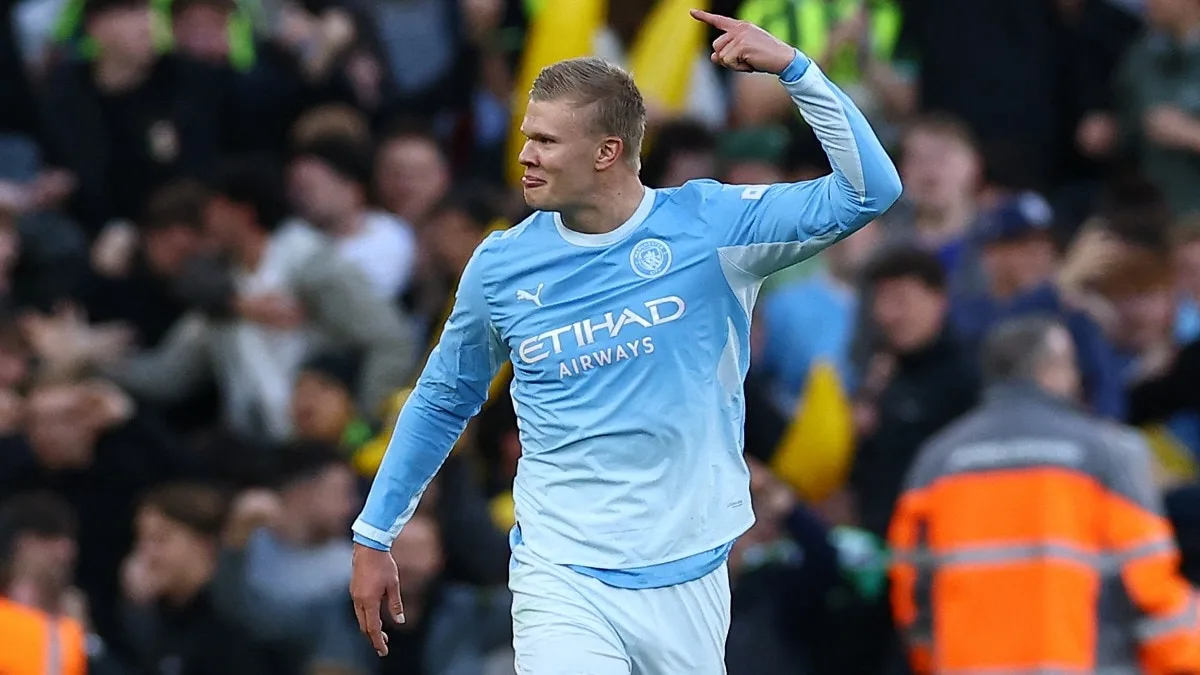 Man City turn Anfield boos into a 3-0 statement win vs Liverpool, extend unbeaten run