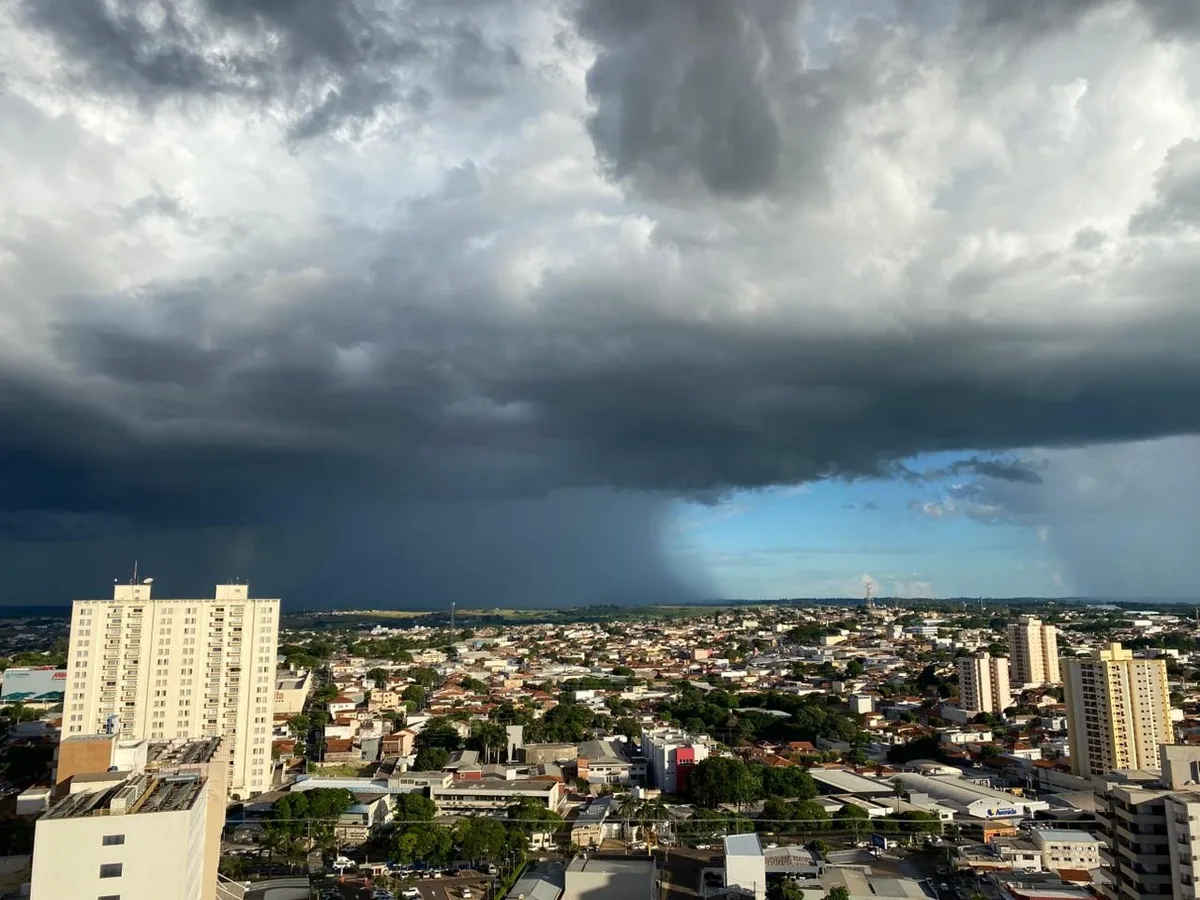 El Niño pode influenciar primavera com chuva acima da média e calor de até 39°C no interior de SP
