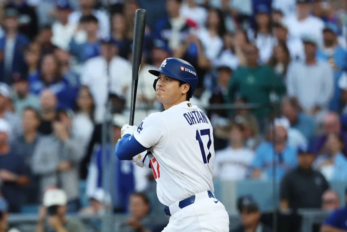 Experts split about whether Brewers’ sweep of Dodgers will impact MLB labor talks