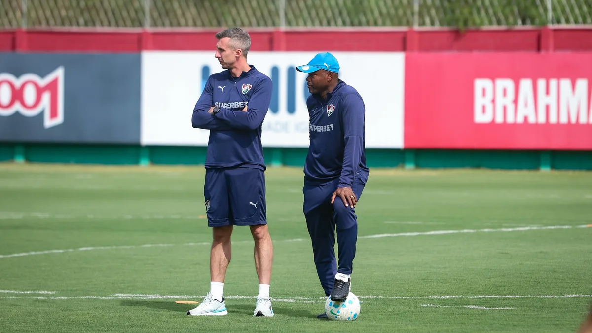 Sem Zubeldía, Fluminense se reapresenta e treina sob o comando do técnico interino Marcão