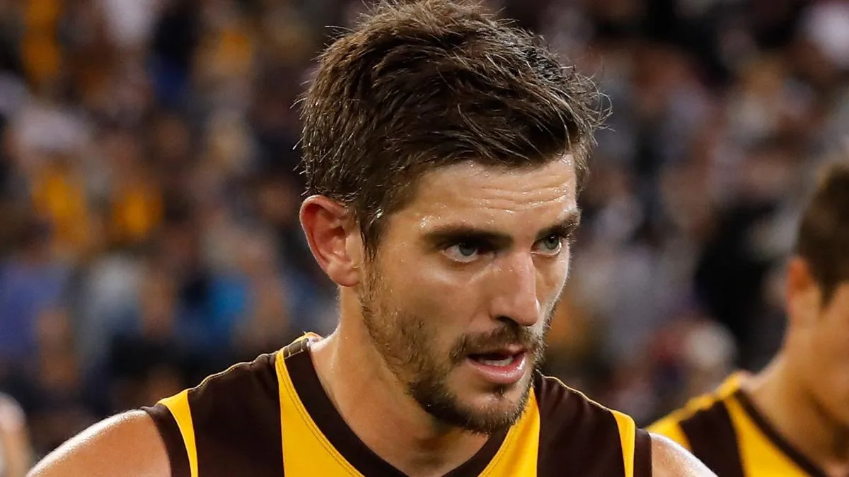 Former AFL player Ricky Henderson taking legal action against Fox Sports and AFL over vision of genitals