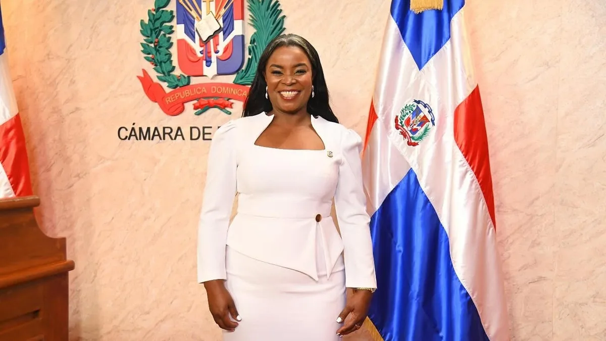 Esposaron a una diputada dominicana durante un operativo y Policía Nacional dice ya investiga el caso