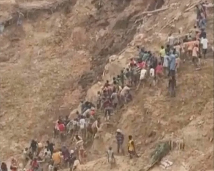 More than 100 dead after goldmine collapses in Central African Republic