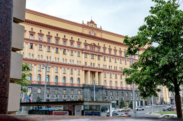 ФСБ задержала жителя Крыма за передачу Киеву данных об объектах погранслужбы
