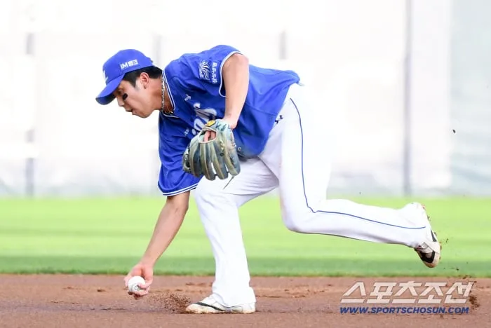 보름 후 친구 AG 떠나면 유격수 컴백? "절대 안 시킨다" 단호박 사령탑 이유는?