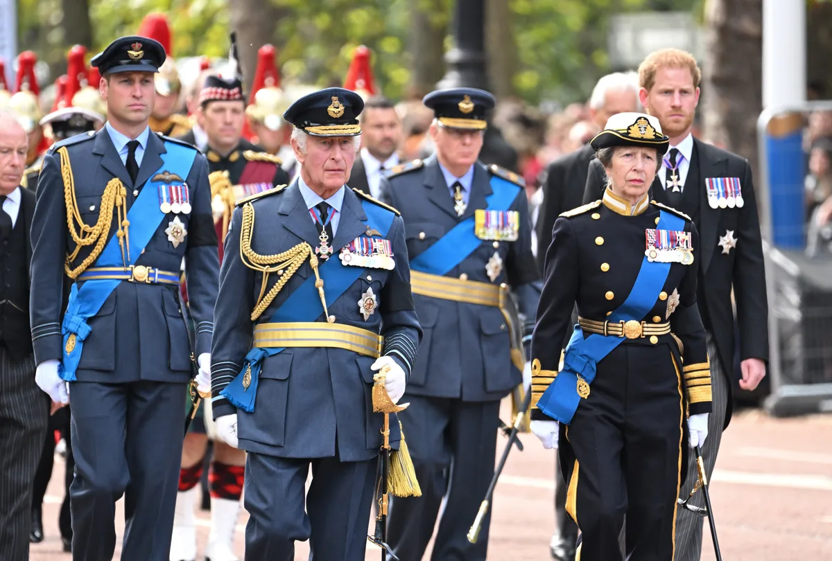 A esperança de rei Charles III com retorno do príncipe Harry ao Reino Unido