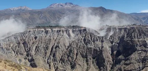 Peru: Starkes Erdbeben erschüttert Provinz Parinacochas