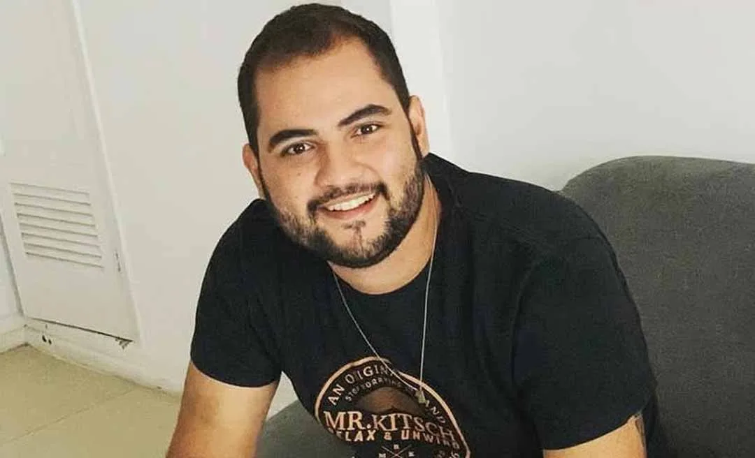 Ex-assessor acusado de matar 3 pessoas paga fiança de R$ 16 mil e é liberado