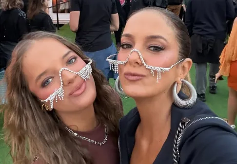 O momento mãe e filha de Ticiane Pinheiro e Rafa Justus no Rock in Rio