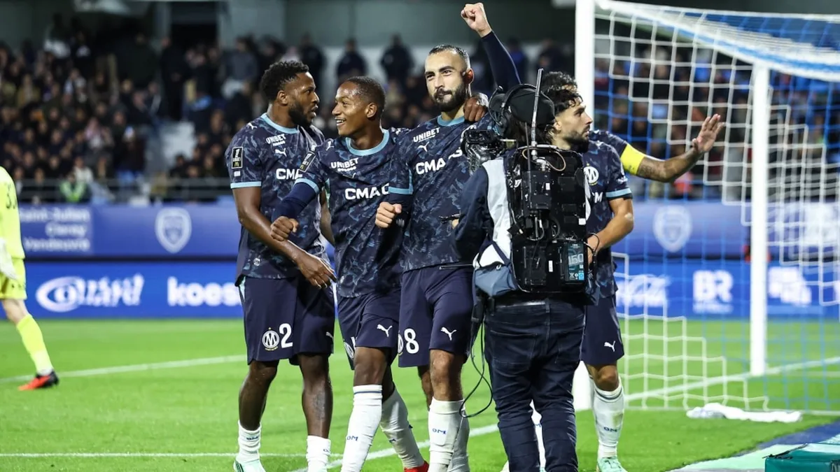 Marseille End Four Game Losing Streak With 2 0 Win At Troyes In Ligue One