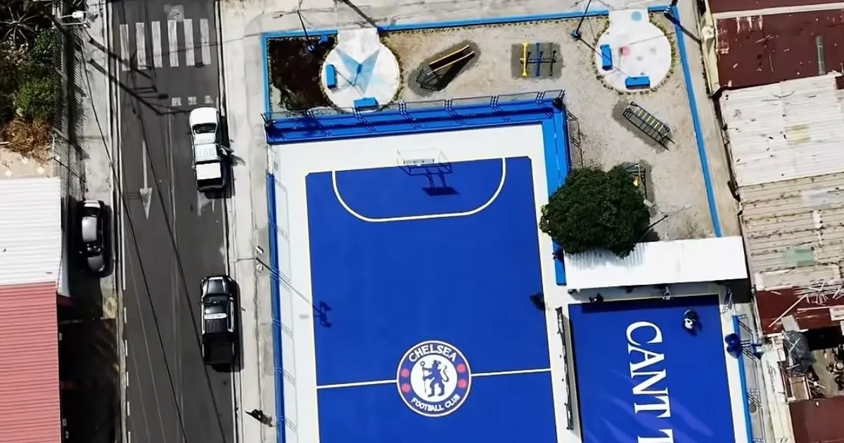 Chelsea inauguró una cancha comunitaria en Ecuador: las razones detrás de la iniciativa "Can't Tame Us"