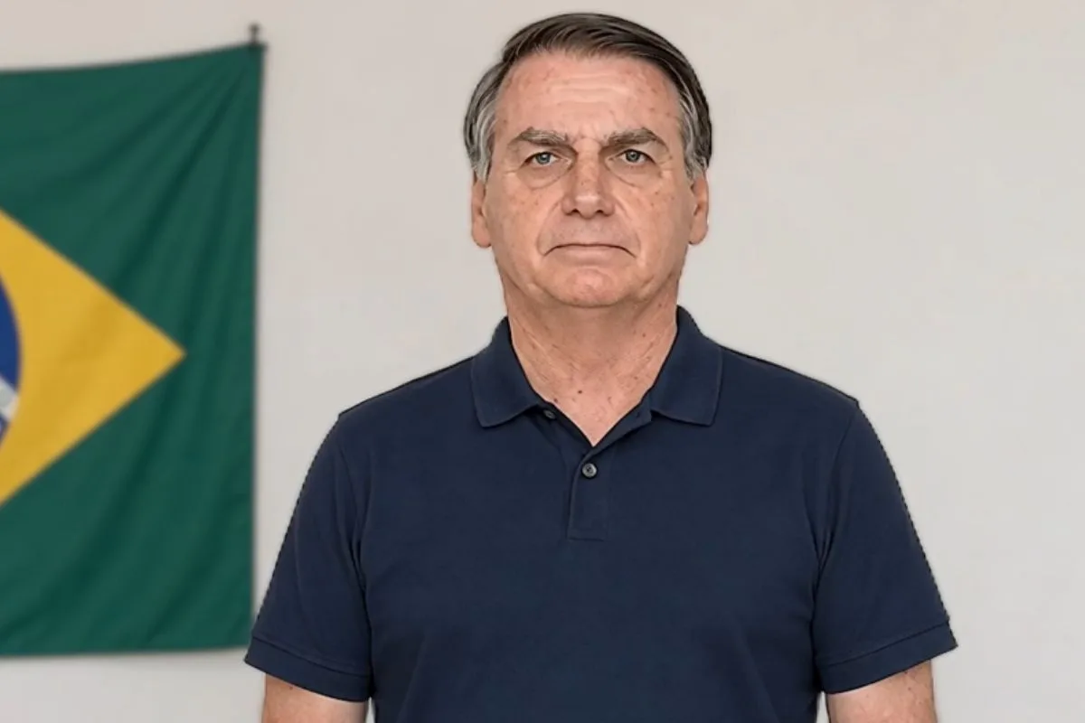 Flávio diz que falta de aval não torna vídeo de Bolsonaro deepfake