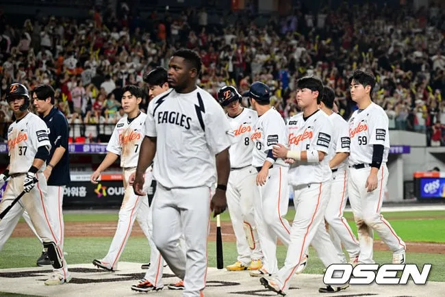 '패패패패패→5강 희망 사라진다' 뜨겁지도 않은 타선에 찬물 또 찬물…화이트만 또 QS+ 고군분투