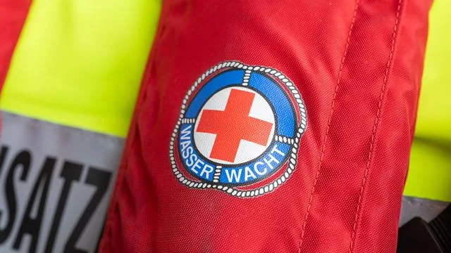 Tödlicher Sprung: Jugendlicher stirbt nach Sprung in Main-Donau-Kanal