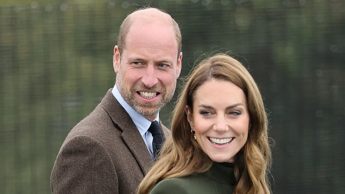 El príncipe Guillermo y Kate Middleton reaparecen unidos con la Familia Real tras la bomba del regreso del príncipe Harry